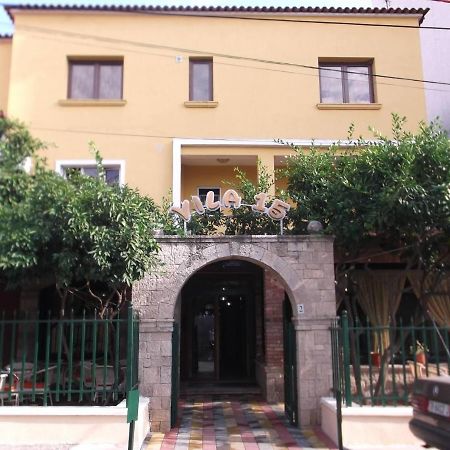 Hotel Vila 15 Тирана Екстериор снимка